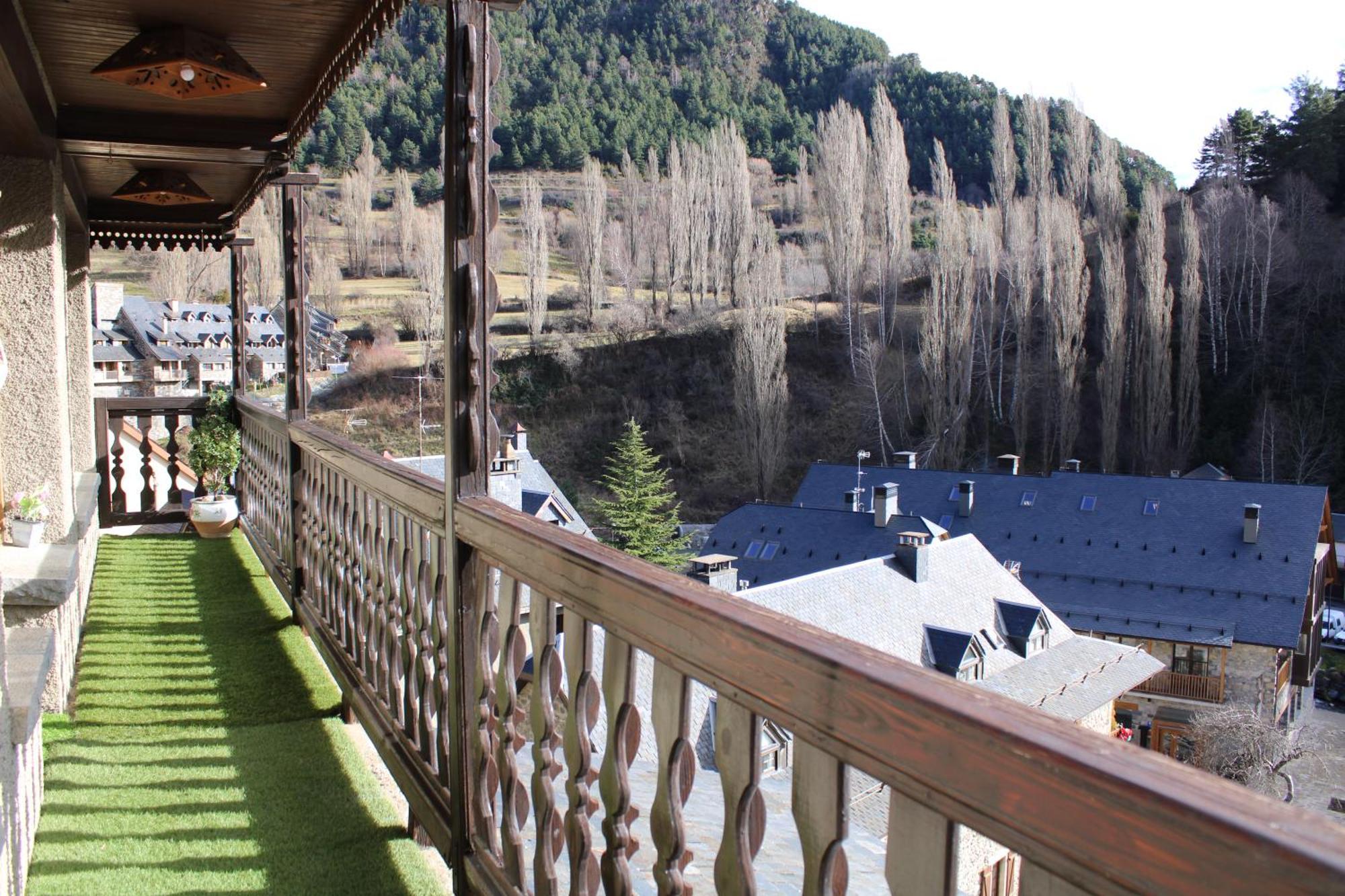 Villa El Balcon Del Garmo à Sallent de Gállego Extérieur photo