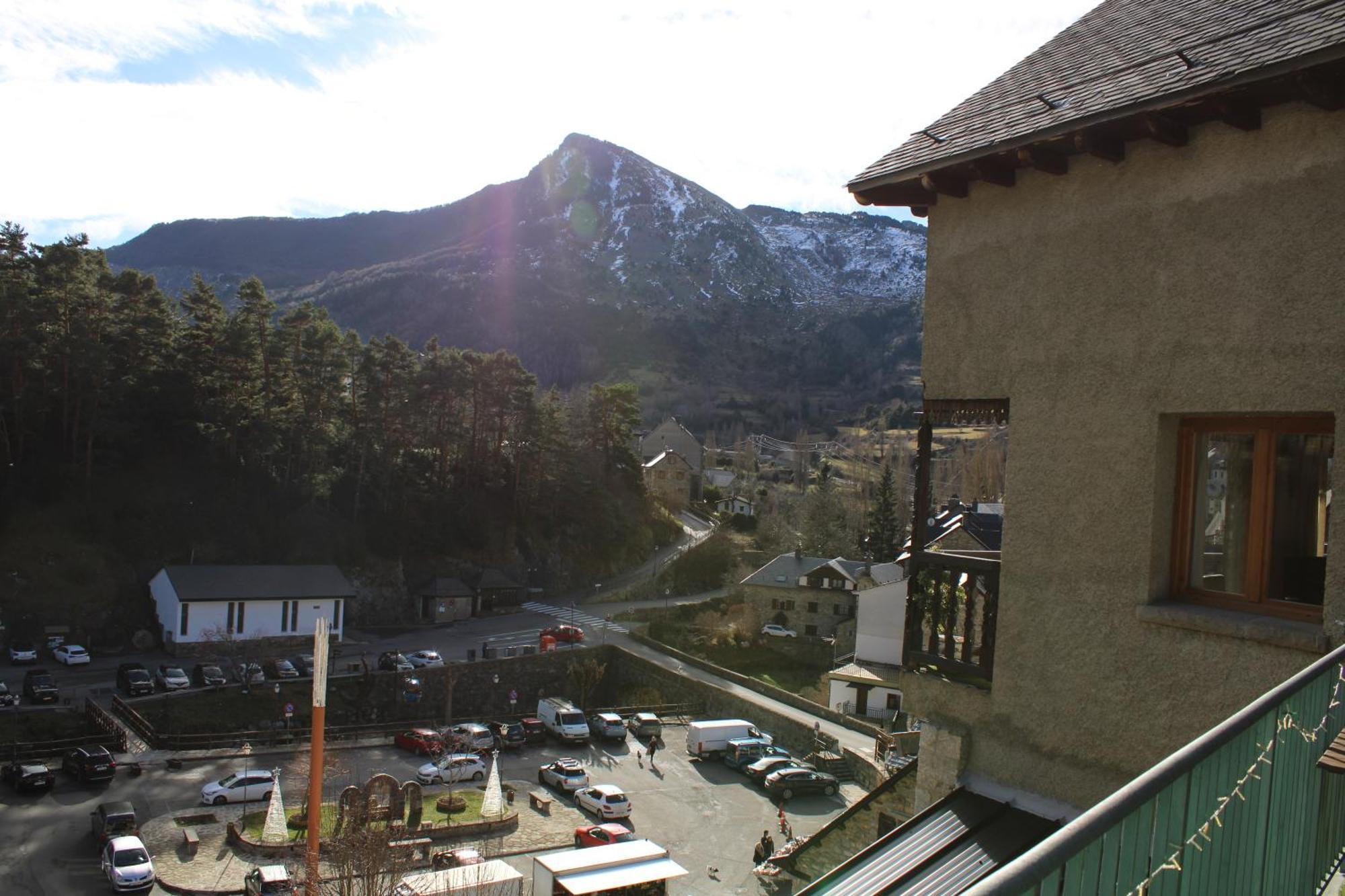 Villa El Balcon Del Garmo à Sallent de Gállego Extérieur photo