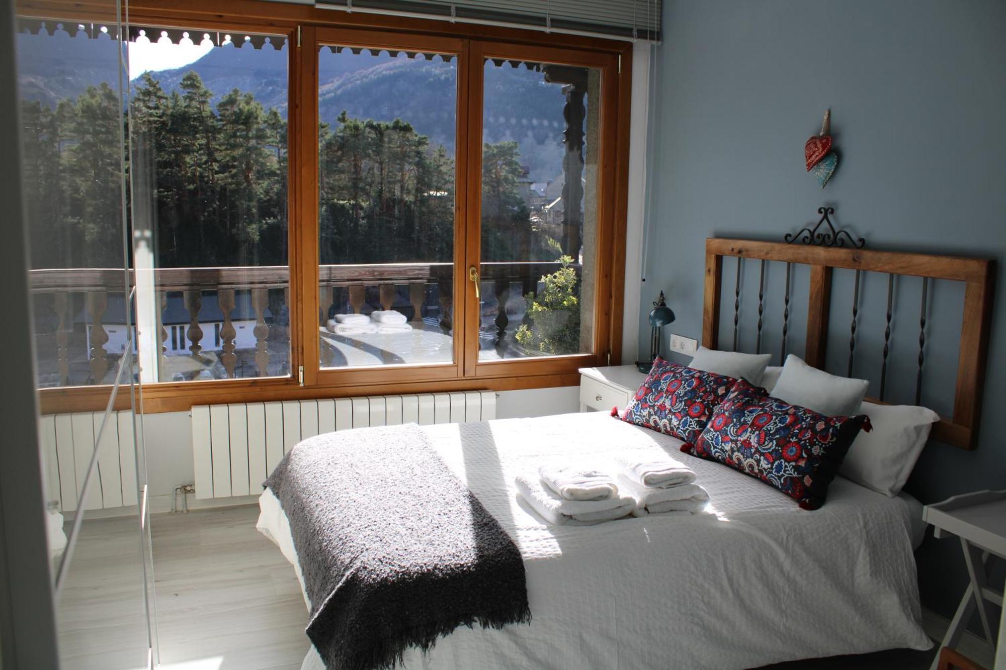 Villa El Balcon Del Garmo à Sallent de Gállego Extérieur photo